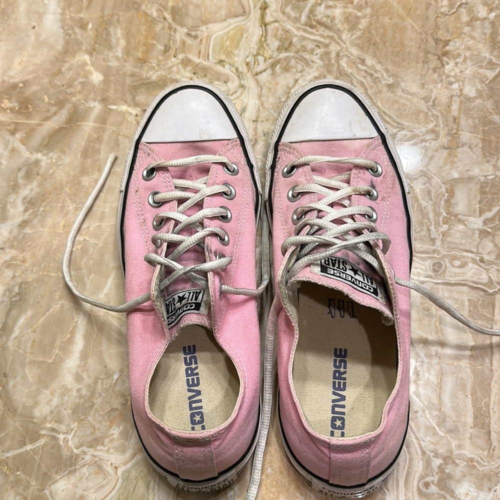 Converse - Picture 3 of 8